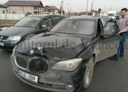 Двое автомобилистов из Молдовы попали в тройное ДТП в Румынии