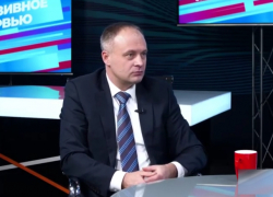 Канду снова пытается открестить Плахотнюка от политики