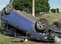 Автомобиль с женщиной за рулем перевернулся на крышу под Слободзеей
