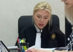 Не судья, а огонь! Кто судит Плахотнюка?