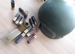 На таможне задержали крупную партию оружия и боеприпасов