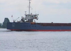 Судно под молдавским флагом с албанскими моряками тонет у берегов Греции