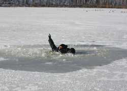Рыбак на глазах свидетелей утонул в Днестре, выйдя на тонкий лед 