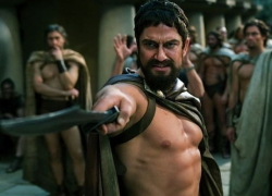 Сыгравший царя Леонида голливудский актер попал в ДТП перед премьерой своего фильма в Молдове