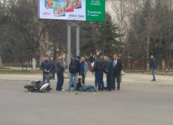 На Буюканах мотоцикл столкнулся с легковым авто: один человек госпитализирован