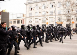 PAS-овцы считают, что протестующие «дестабилизируют ситуацию в стране»