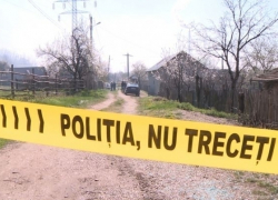 Подозрительная смерть в Чимишлии: мужчина был найден зарезанным во дворе собственного дома 
