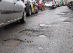 В Кишиневе начали восстанавливать дороги