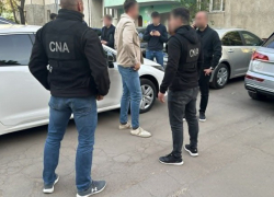 32 тысячи евро за свободу: в Кишинёве разоблачили схему влияния на судей