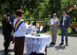 Любовь за решеткой: заключенные тюрем расписались со своими вторыми половинками