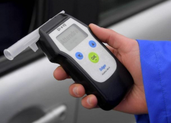 Отказ водителей от тестирования на алкоголь будет наказываться штрафом до 25 тысяч леев или арестом