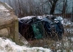 Подросток погиб при падении автомобиля с обрыва в Рыбницком районе 