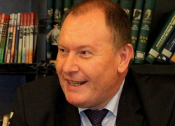 Как живет и.о. премьер Аурелиу Чокой