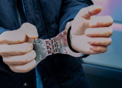 В Унгенах задержали шефа местного управления по выдаче водительских прав - брал взятки