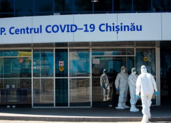 Нарушения в Центре COVID на Moldexpo: никакой социальной дистанции, никаких масок и визиты родственников