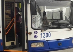 На Буюканах троллейбус сбил 10-летнюю девочку: ребенок госпитализирован