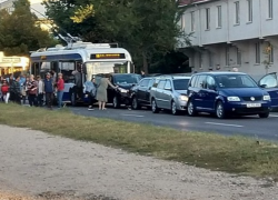 Цепное ДТП с участием троллейбуса произошло в Кишиневе – разбиты четыре автомобиля