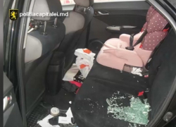 В центре Кишинева ночью ограбили сразу 8 машин 