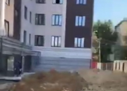 После оползня из-за незаконной стройки в Кишиневе ответственные лица продолжают молчать