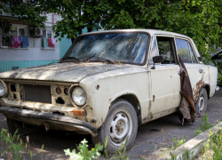 В Кишиневе растет число брошенных машин