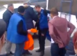 В центре Кишинева Mercedes сбил водителя троллейбуса