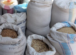 В Приднестровье двое парней сперли у пенсионера зерно