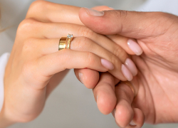 Мужчина сломал ногу возлюбленной после отказа идти в ЗАГС