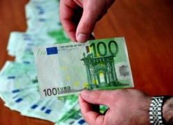 Осторожно, "гуляют" фальшивые евро