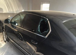 Вслед за машиной Киртоакэ злоумышленники взялись и за авто его пресс-секретаря 