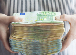 Молдаванка унаследовала 1 миллион евро от богатого итальянца: семья обвинила ее в мошенничестве