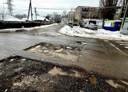 Водители жалуются на катастрофическое состояние дорог
