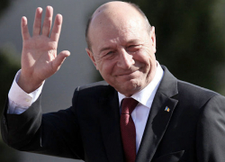 Сенсация от Бэсеску: экс-президент Румынии объявил о завершении политической деятельности