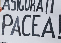 «Спокойствие и мир!»: в Кишиневе состоялся протест против военной риторики государства