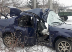 Очередная фатальная авария - двое супругов погибли под Чимишлией, их машина врезалась в дерево