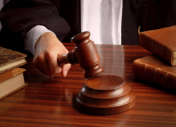 Пятерых подозреваемых в убийстве в Дрокиевском районе будут судить