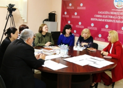 Ирина Влах успешно прошла экзамен на знание гагаузского языка 