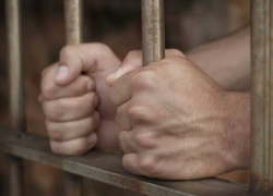 45-летний житель Фалешь регулярно насиловал 13-летнюю дочь