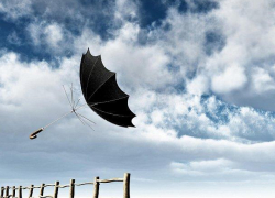 Сильный ветер в Молдове нанес колоссальный ущерб 