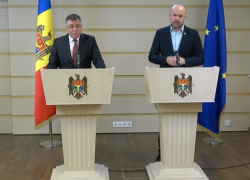 Я отдал свою зарплату маме, чтобы она оплатила коммунальные, - депутаты блока ACUM