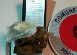 18-летний молдаванин проведет в итальянской тюрьме 6 месяцев за попытку провезти через границу 100 граммов гашиша