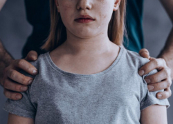 40-летняя мать насиловала собственных детей – преступление, «постучавшееся» со дна молдавского общества