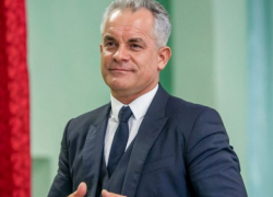 Верные люди Плахотнюку не помогут - Стурза