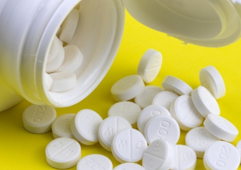 Ребенок наелся таблеток и угодил в реанимацию