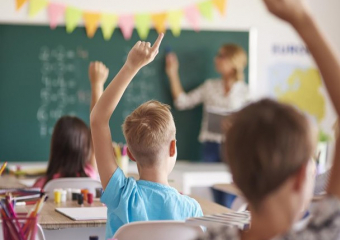 PAS отклонили предложение о бесплатном питании школьников