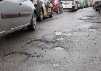 В Кишиневе начали восстанавливать дороги