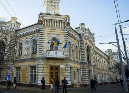 Календарь: 23 марта в Кишиневе открылась Городская Дума