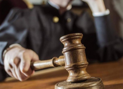 Мужчина из севера Молдовы получил 25 лет тюрьмы за шестилетнее насилие над падчерицей