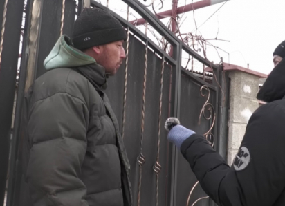 Бывший работник фермера-маньяка из Березок рассказал об ударе молотком и побеге