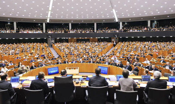 «Обеспокоенный» Европарламент отказался выделить Молдове обещанную финансовую помощь