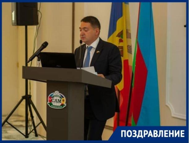 Поздравляем! Глава азербайджанской диаспоры в Молдове празднует день рождения